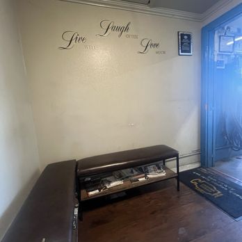Carson Auto Care - Waiting room - Auto Repair Near Me - Torrance, California Carson Auto Care - Waiting room - Auto Repair Near Me - Torrance, California