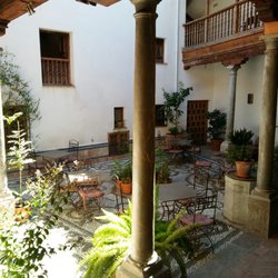 Taberna del Beso - Interior courtyard seating