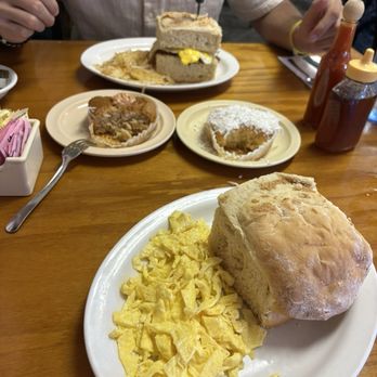 Harriette's Restaurant - Breakfast & Brunch Near Me - Key Largo, Florida Harriette's Restaurant - Breakfast & Brunch Near Me - Key Largo, Florida