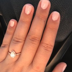Pearl Nails - Gel polish manicure