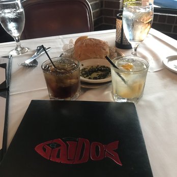 Gaido's - Before dinner beverages! - Seafood Near Me - Galveston, Texas