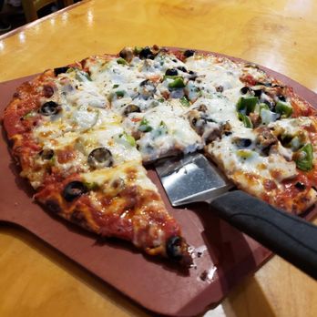 Flo & Santos - Wow...amazing - Pizza Near Me - Chicago, Illinois
