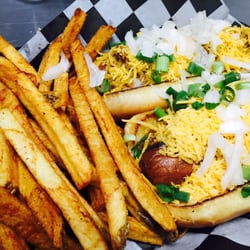 On The Rocks - Chili Cheese Hot Dog Combo