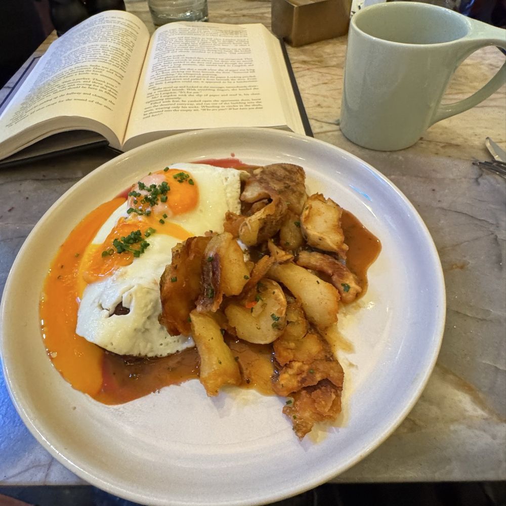 Enswell - Steak and eggs with potatoes and peppercorn jus - Cocktail Bars Near Me - Philadelphia, Pennsylvania Enswell - Steak and eggs with potatoes and peppercorn jus - Cocktail Bars Near Me - Philadelphia, Pennsylvania