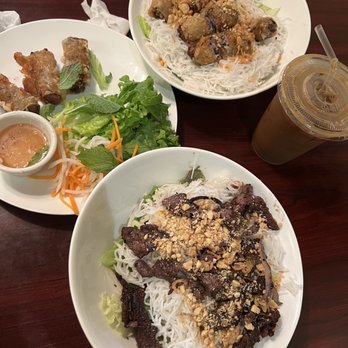 V-Nam Cafe - Bun thit nuong cha gio - Vietnamese Near Me - New York, New York V-Nam Cafe - Bun thit nuong cha gio - Vietnamese Near Me - New York, New York