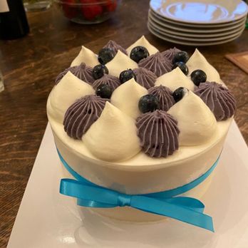 Concerto Bakery - Blueberry Father's Day Cake. - Bakeries Near Me - Los Angeles, California