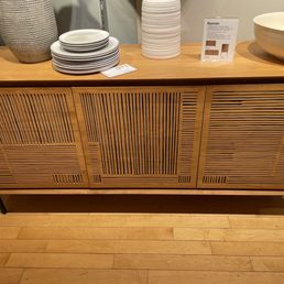 Trendy sideboard!