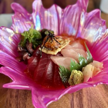 Sushi Umi - Infinite Trio Don - Sushi Bars Near Me - Tysons, Virginia