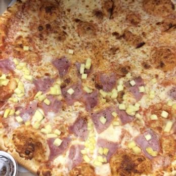 LOCAL PIE - Half cheese and half Hawaii pie-o with the toasted coconut on the side along with garlic knots. - Pizza Near Me - Miami, Florida LOCAL PIE - Half cheese and half Hawaii pie-o with the toasted coconut on the side along with garlic knots. - Pizza Near Me - Miami, Florida