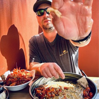 Mudbugs Cajun Kitchen - Crawfish - Cajun/Creole Near Me - Sanibel, Florida