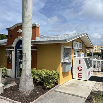 Charleen's Cafeteria - Cuban Near Me - Osprey, Florida Charleen's Cafeteria - Cuban Near Me - Osprey, Florida