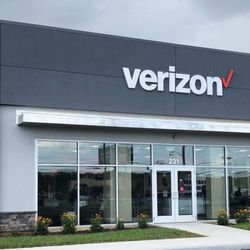 Verizon - Exterior