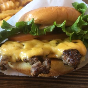 Shake Shack Glendale - Burgers Near Me - Glendale, California Shake Shack Glendale - Burgers Near Me - Glendale, California