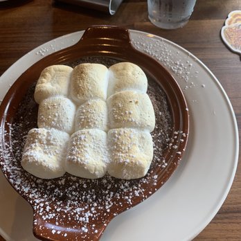 Yard House - New American Near Me - Bakersfield, California