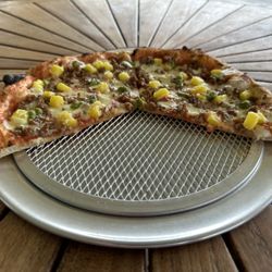 Silver Cloud Eatery - Great thin crust