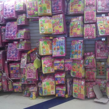 Giant $ - Discount Store Near Me - Houston, Texas