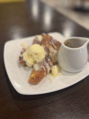 Morningbirds Restaurant by null