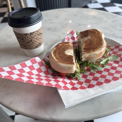 Cafe De Miro