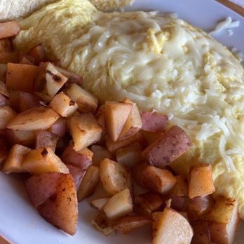 Veracruz Mexican Grill - Veggie Omelette with potatoes in Breakfast menu - Mexican Near Me - Cincinnati, Ohio Veracruz Mexican Grill - Veggie Omelette with potatoes in Breakfast menu - Mexican Near Me - Cincinnati, Ohio