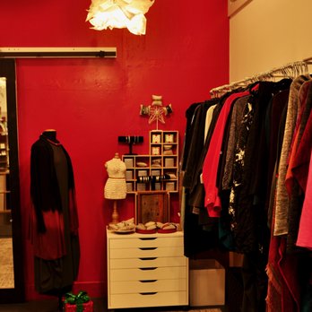 Personal Fx - Garments--smart, casual or sophisticated. A well-stocked range of items for your look. - Jewelry Near Me - Half Moon Bay, California