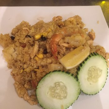 Khun 9 Thai Kitchen - Pineapple fried rice - Thai Near Me - Torrance, California