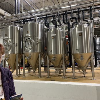 Dogfish Head Milton Brewery - 7 barrel production - Breweries Near Me - Milton, Delaware Dogfish Head Milton Brewery - 7 barrel production - Breweries Near Me - Milton, Delaware