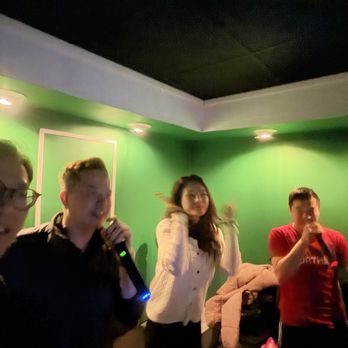 Green Light Korean Pub & Karaoke - Korean Near Me - Chicago, Illinois Green Light Korean Pub & Karaoke - Korean Near Me - Chicago, Illinois