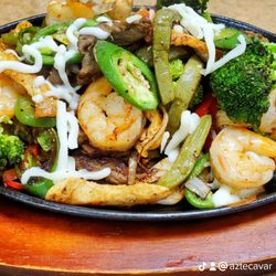 Azteca Mexican Restaurant - FAJITA AZTECA