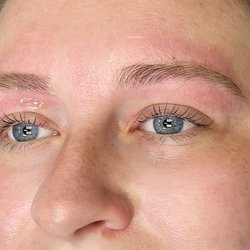 Korean Lashlift & brow wax