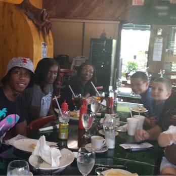Wajiro's Restaurant - Hanging out with my friends from Winter Haven, Fl, teaching them about Cuban Food!!!! - Cuban Near Me - Miami, Florida