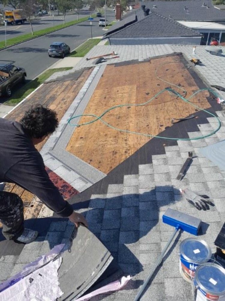 Slide of Rightway Roofing