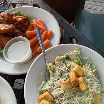 Vickery's Bar & Grill - Small Caesar and half wings - Bars Near Me - Mount Pleasant, South Carolina Vickery's Bar & Grill - Small Caesar and half wings - Bars Near Me - Mount Pleasant, South Carolina
