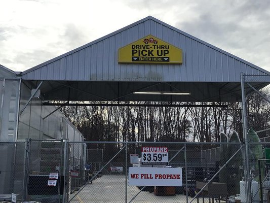 TRACTOR SUPPLY - Updated October 2025 - 10 Photos - 630 Earl Rd, Shelby