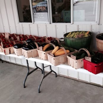 Ambrose Market - baskets of vegetables on a table - Fruits & Veggies Near Me - Cabot, Pennsylvania Ambrose Market - baskets of vegetables on a table - Fruits & Veggies Near Me - Cabot, Pennsylvania