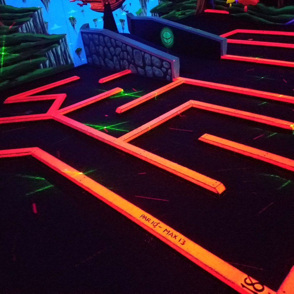 D&D Mini Golf - Hole 18 - Mini Golf Near Me - Clarksville, Tennessee