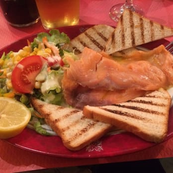 La Citrouille - Smoked salmon on toast - French Near Me - Paris, 75 La Citrouille - Smoked salmon on toast - French Near Me - Paris, 75