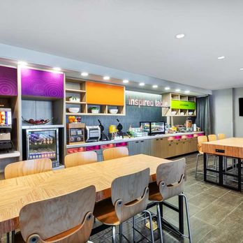 Tru by Hilton Laredo Airport - Breakfast Area - Hotels Near Me - Laredo, Texas Tru by Hilton Laredo Airport - Breakfast Area - Hotels Near Me - Laredo, Texas