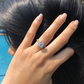 Luksus Diamonds - Jewelry Near Me - Vancouver, British Columbia