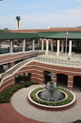 Savannah/Hilton Head International Airport by null
