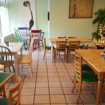 Tortuga's Island Grille - Dining area - Southern Near Me - Thunderbolt, Georgia Tortuga's Island Grille - Dining area - Southern Near Me - Thunderbolt, Georgia