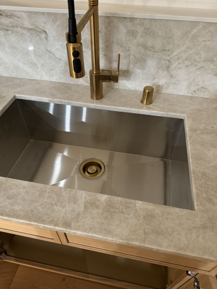 Slide of Pinnacle Advance Solutions