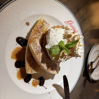 Barry's Downtown Prime - Banana cream pie - Seafood Near Me - Las Vegas, Nevada