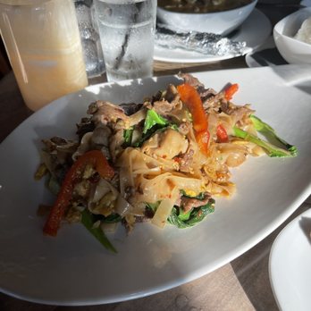 Bamboo Penny's - Pad Kee Mow (Drunken Noodle) - Thai Near Me - Leawood, Kansas Bamboo Penny's - Pad Kee Mow (Drunken Noodle) - Thai Near Me - Leawood, Kansas