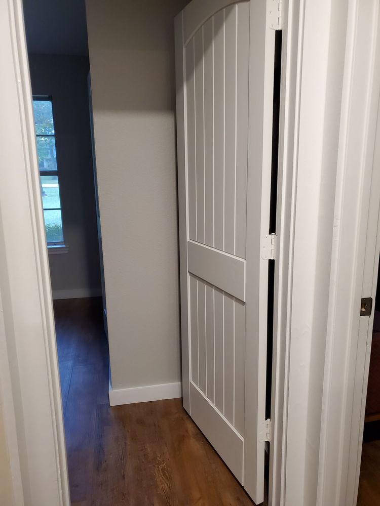 Slide of TRUTEX Contracting Solutions