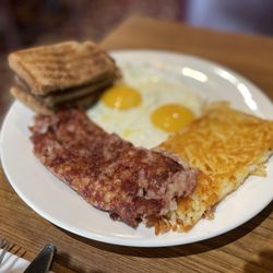 Cabrillo Park Café - Corned Beef Hash