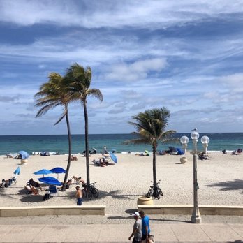 Sheldon Hotel Lounge - View from our room - Hotels Near Me - Hollywood, Florida Sheldon Hotel Lounge - View from our room - Hotels Near Me - Hollywood, Florida