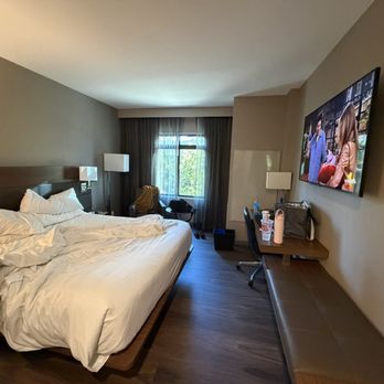 AC Hotel Seattle Bellevue/Downtown - King room - Hotels Near Me - Bellevue, Washington AC Hotel Seattle Bellevue/Downtown - King room - Hotels Near Me - Bellevue, Washington