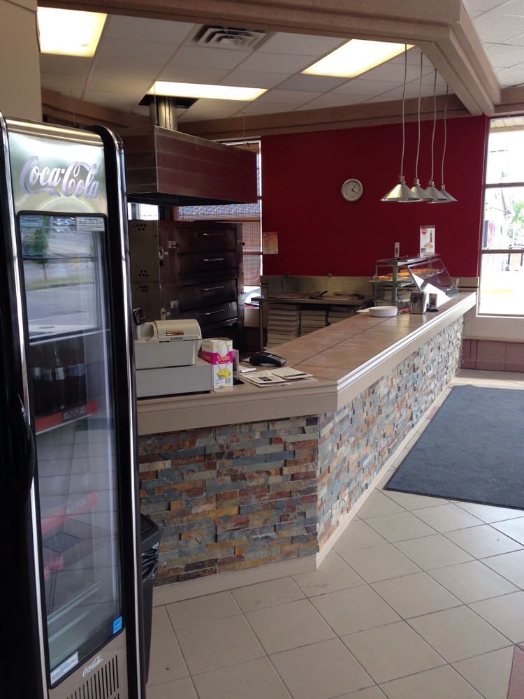 CHEEZERS PIZZERIA Updated September 2024 10 Main St, Port Dover