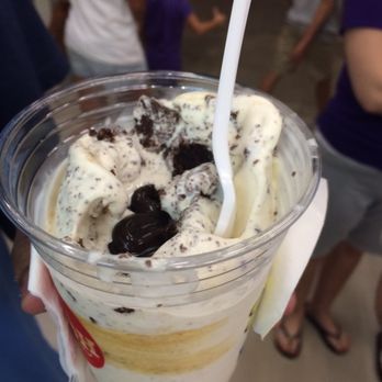 Andy's Frozen Custard - Boot Daddy Concrete - Oreos, caramel, hot fudge - Desserts Near Me - Warr Acres, Oklahoma
