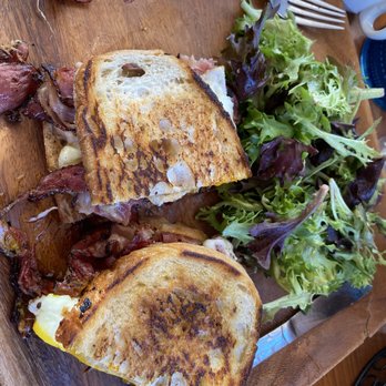 Cafe on 27 - Paradise Pastrami - Breakfast & Brunch Near Me - Topanga, California Cafe on 27 - Paradise Pastrami - Breakfast & Brunch Near Me - Topanga, California